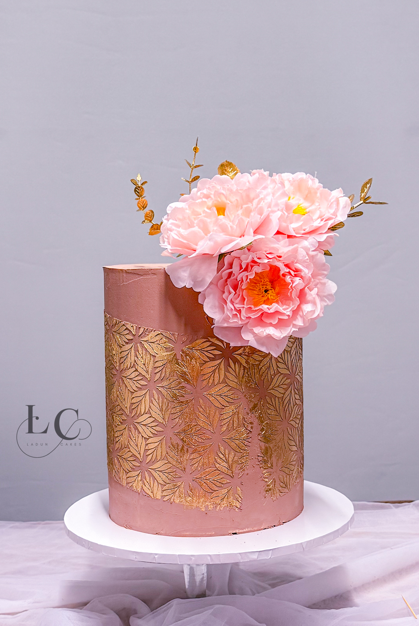 8-inch celebration cake